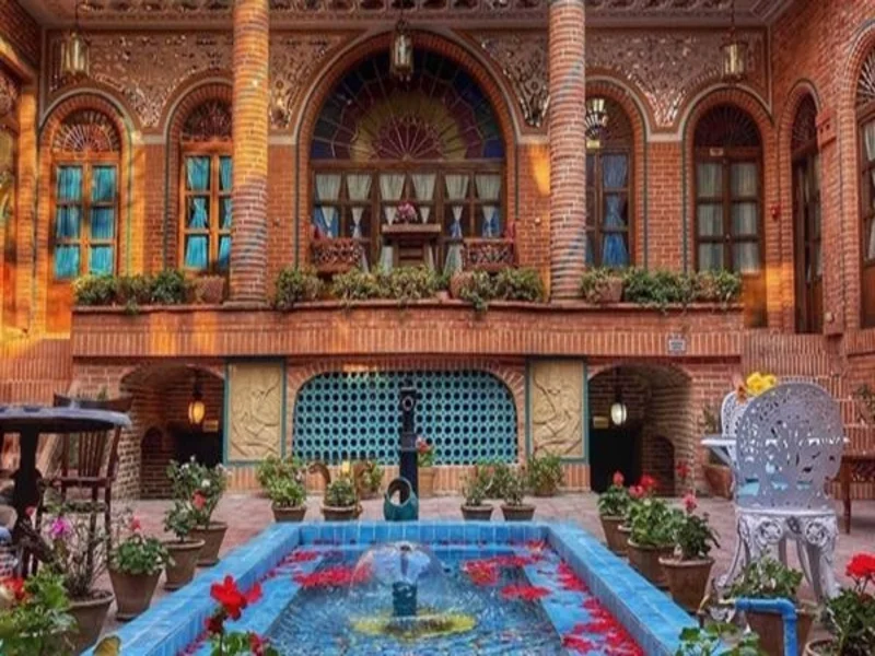 باغ عمارت رزازی تهران