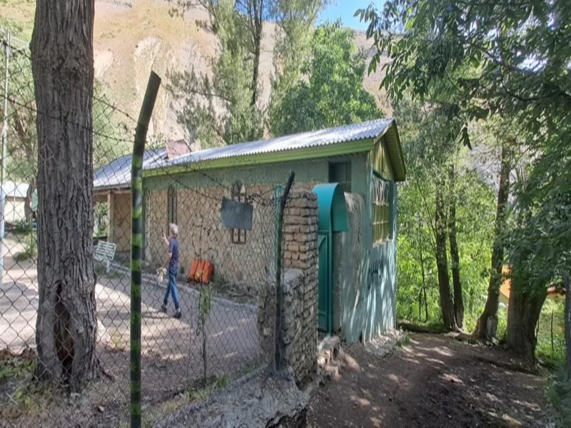 امامزاده طاهر و زاهد آهار