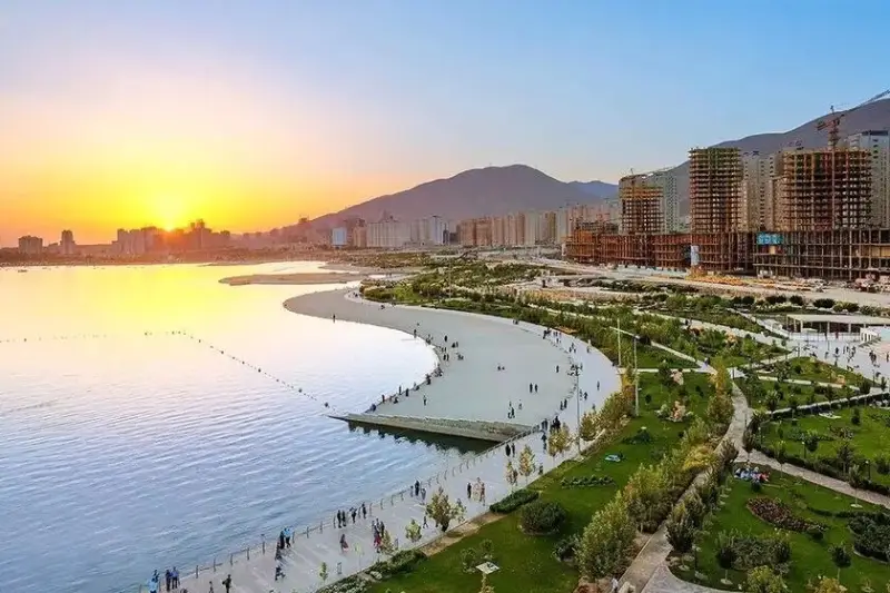 دریاچه چیتگر تهران