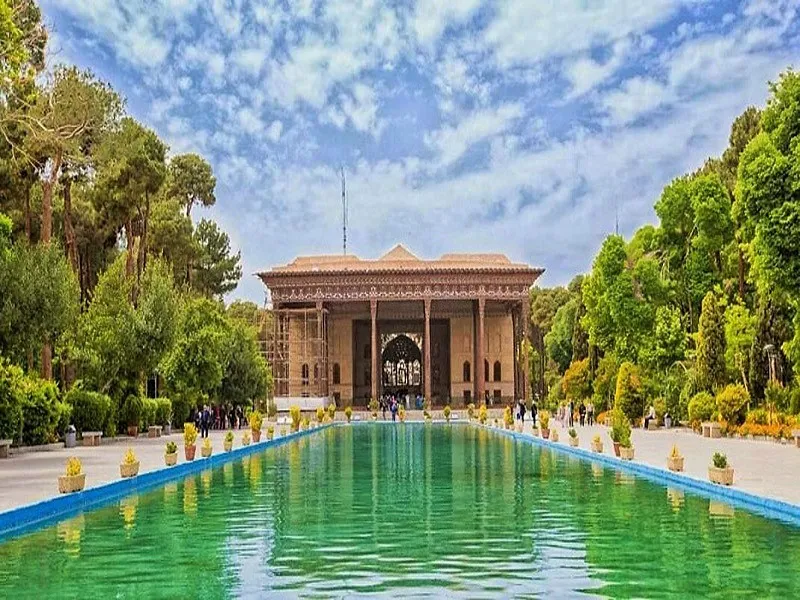 کاخ چهلستون اصفهان
