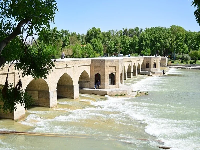 پل چوبی اصفهان