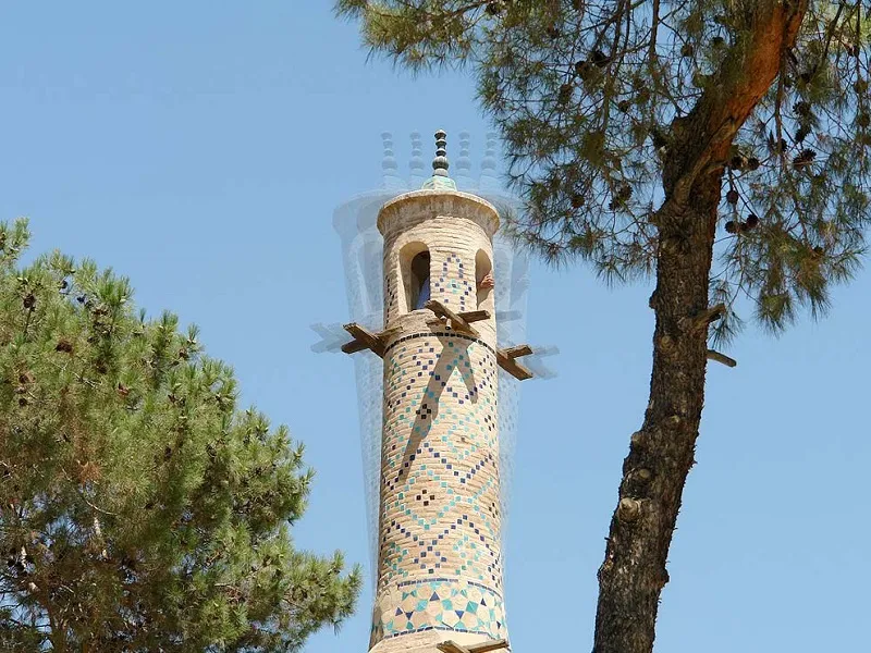 منارجنبان اصفهان