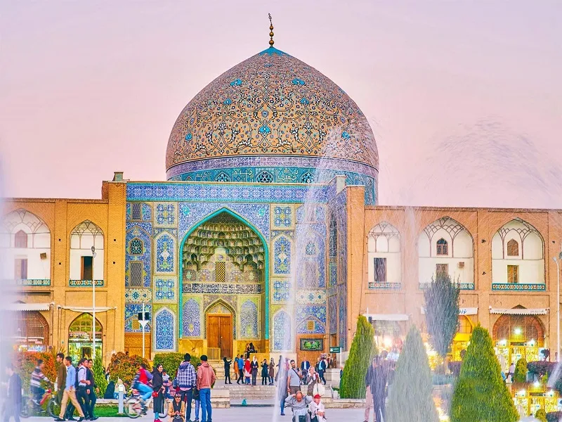 مسجد شیخ لطف الله اصفهان