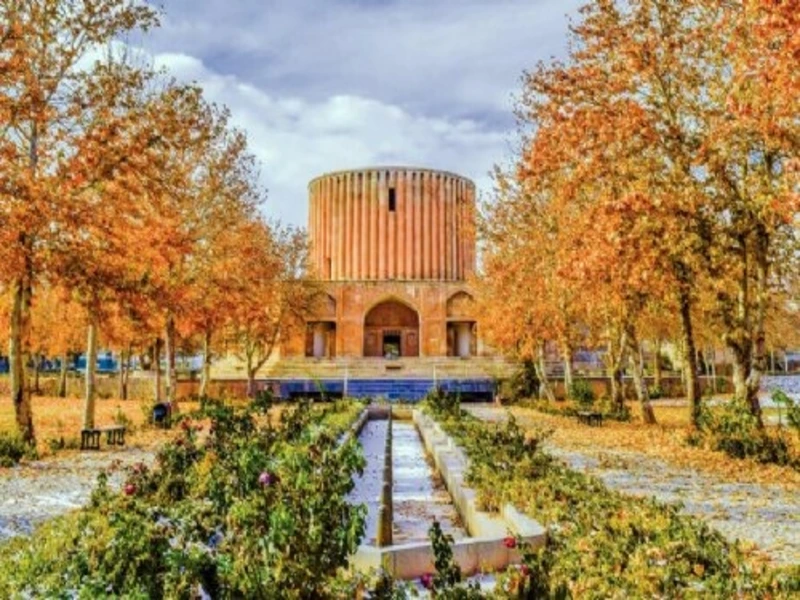 پارک وکیل آباد مشهد کجاست؟