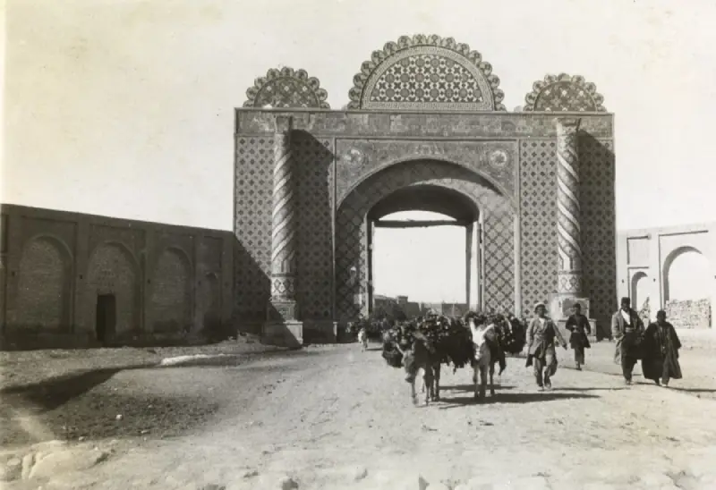 دروازه گمرک تهران