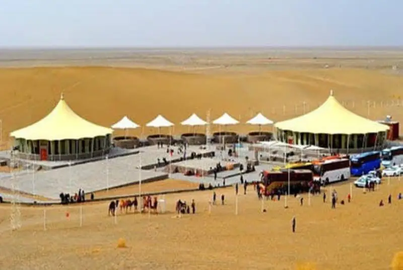 امکانات کویر دق سرخ اصفهان