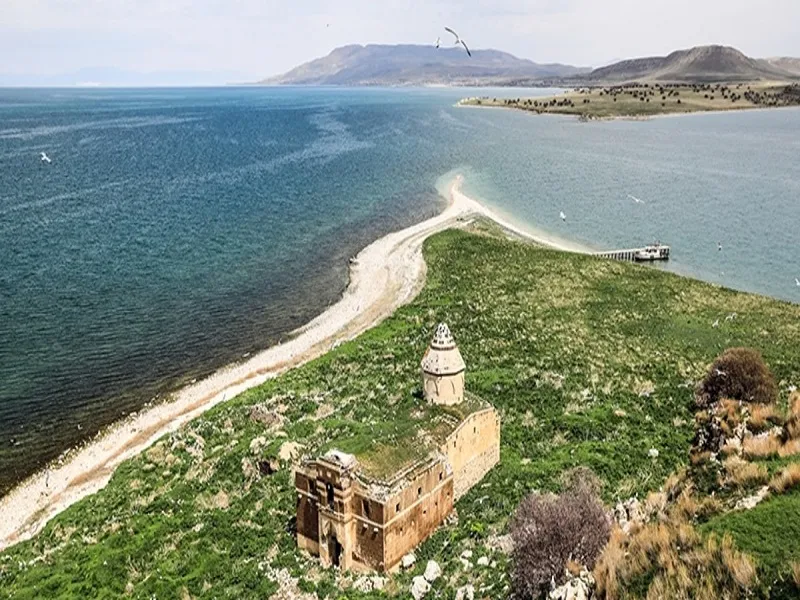 جزیره آدیر وان