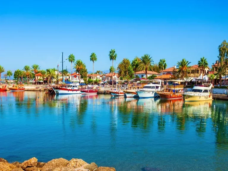 عکس از: سایت holidayhypermarket