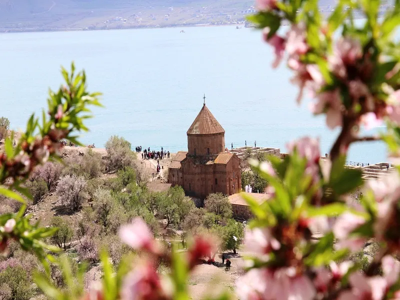 جاذبههای دیدنی وان ترکیه