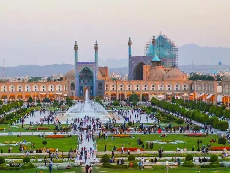 منبع از: irun2iran.com