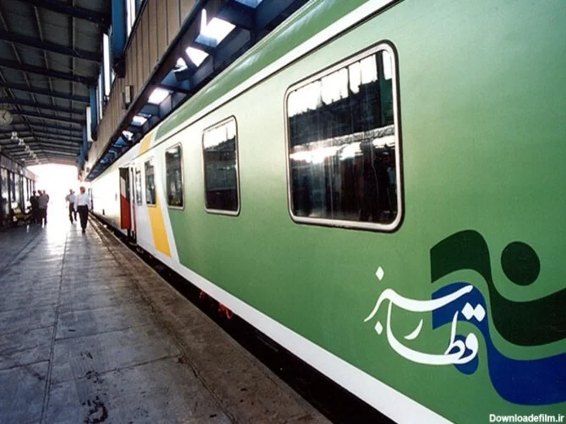 قطار ۴ ستاره سبز رجا