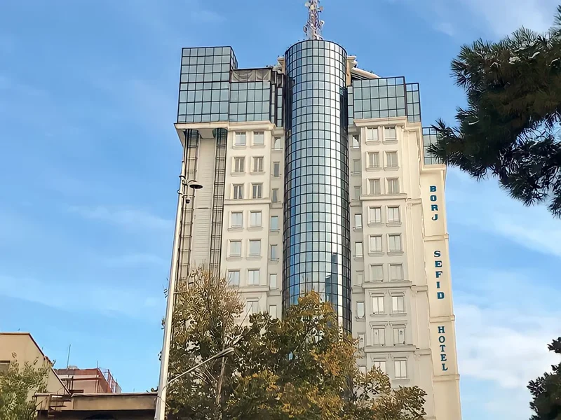 برج سفید تهران