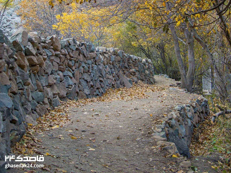 روستای ایگل تهران
