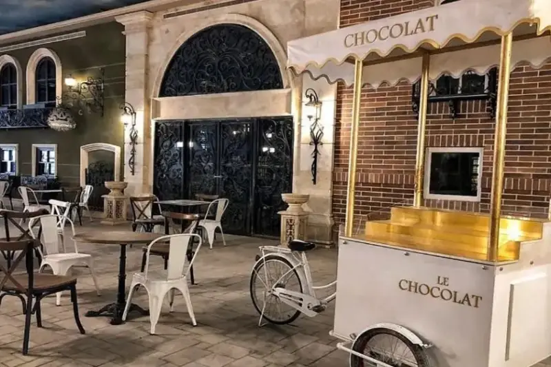 باغ رستوران ملل ایران مال تهران