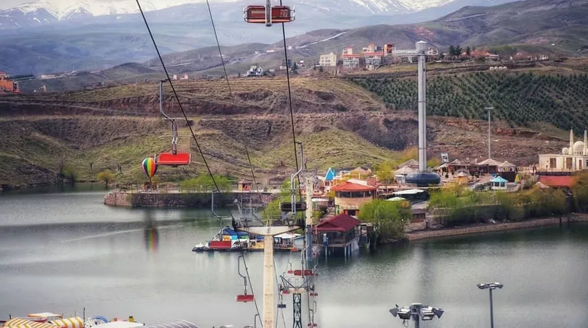 منطقه نمونه گردشگری چالیدره مشهد