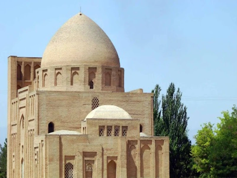 گنبد هارونیه مشهد