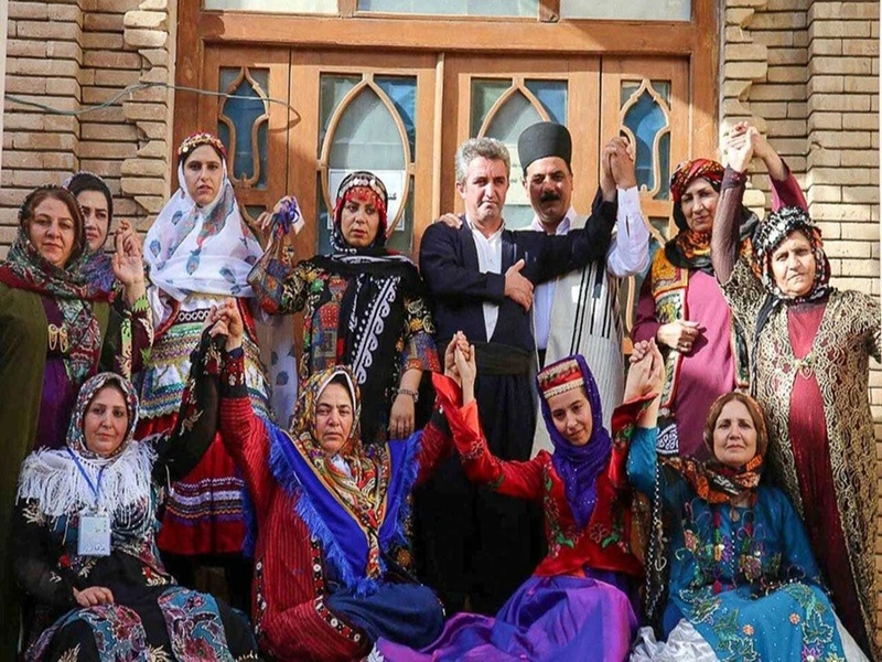 نژاد و قومیت مردم مشهد