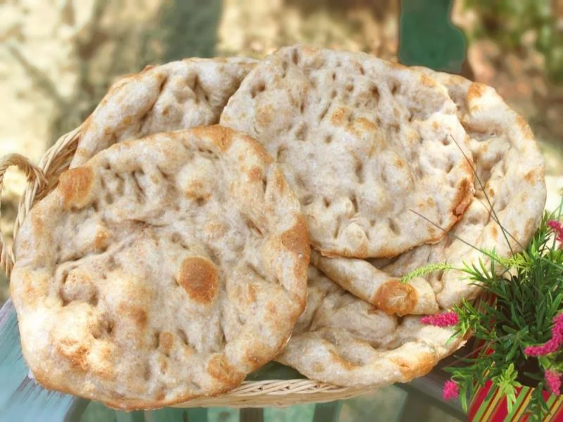 نانهای سنتی ارومیه