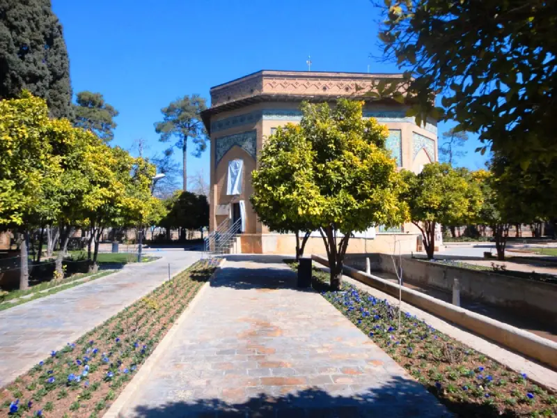 باغ موزه نظر شیراز
