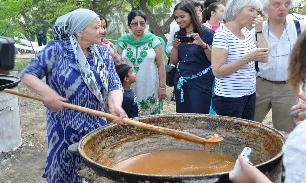 سوماناک پزان در تاجیکستان