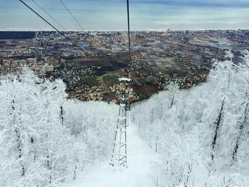 تله‌کابین و پارک جنگلی نمک آبرود