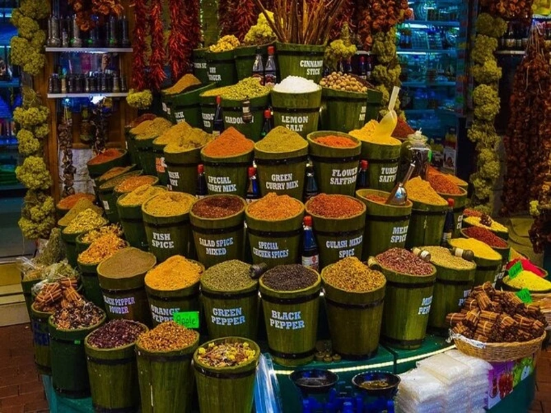 پنجشنبه بازار مارماریس