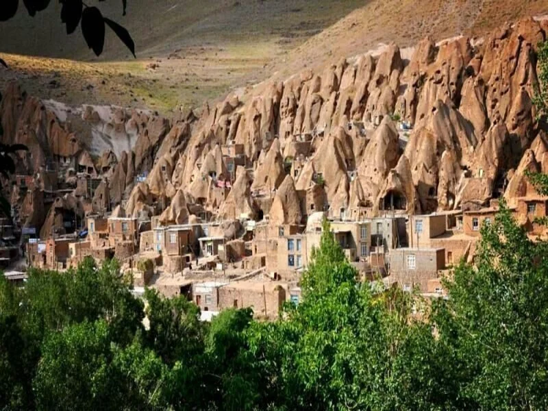 روستای تاریخی کندوان