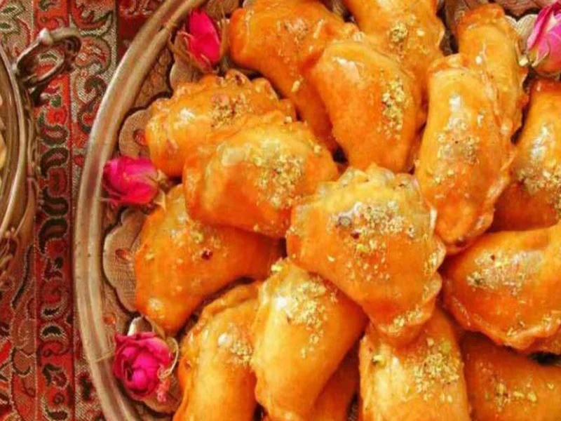 نان برنجی و قطاب اردبیل