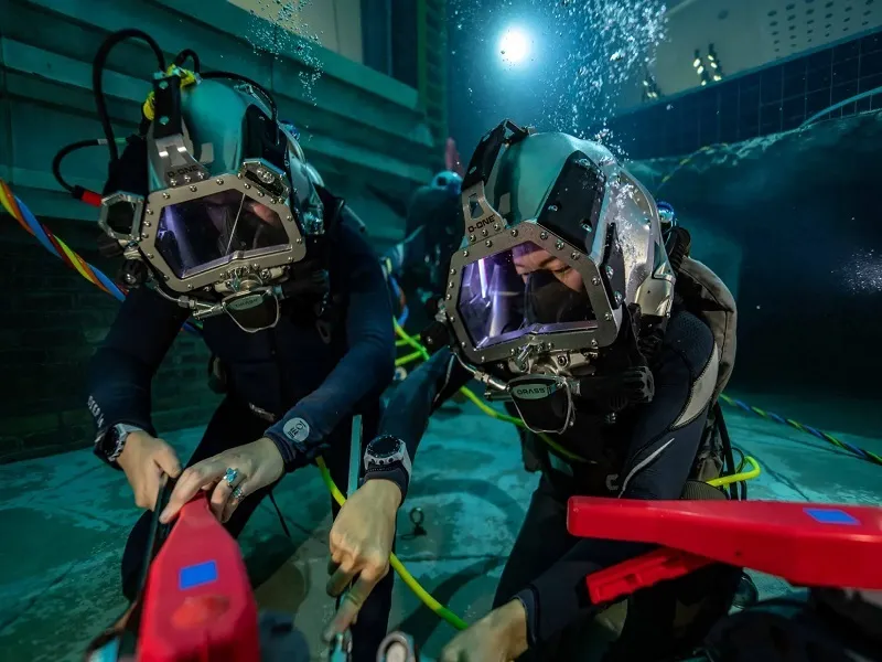 شرایط غواصی در Deep Dive Dubai