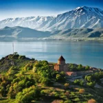 بهترین زمان سفر به ارمنستان چه فصلی است؟
