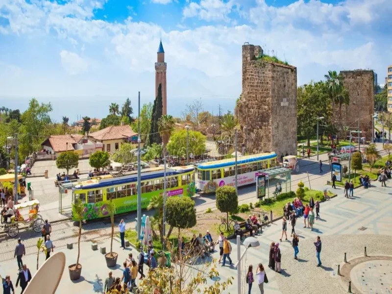 حمل‌ونقل در آنتالیا