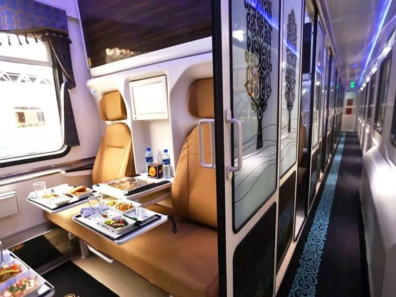 سفر به مشهد با قطار