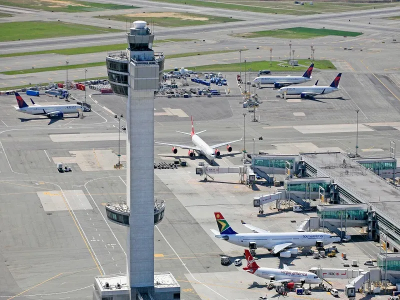 کنترل ترافیک هوایی در ایران