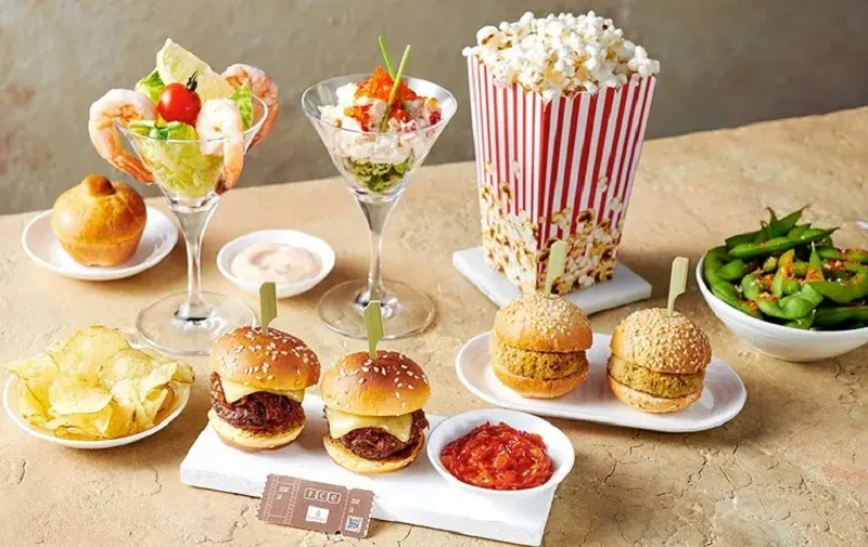 منوهای ویژه پروازهای طولانی امارات