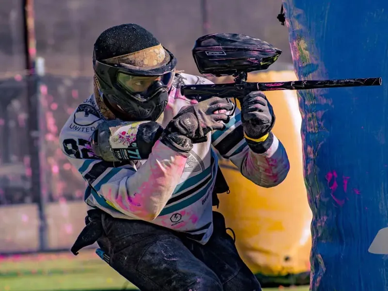 باشگاه بولینگ و پینت بال تهران