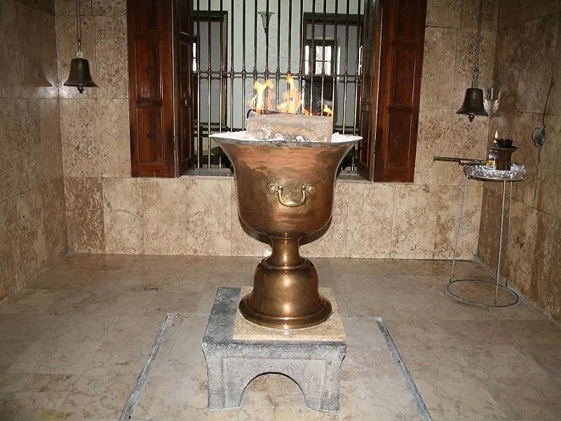آتشکده یزد