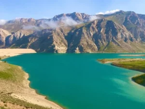 منبع از: eligasht.co.uk