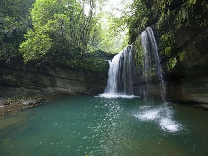 هفت آبشار سواد کوه
