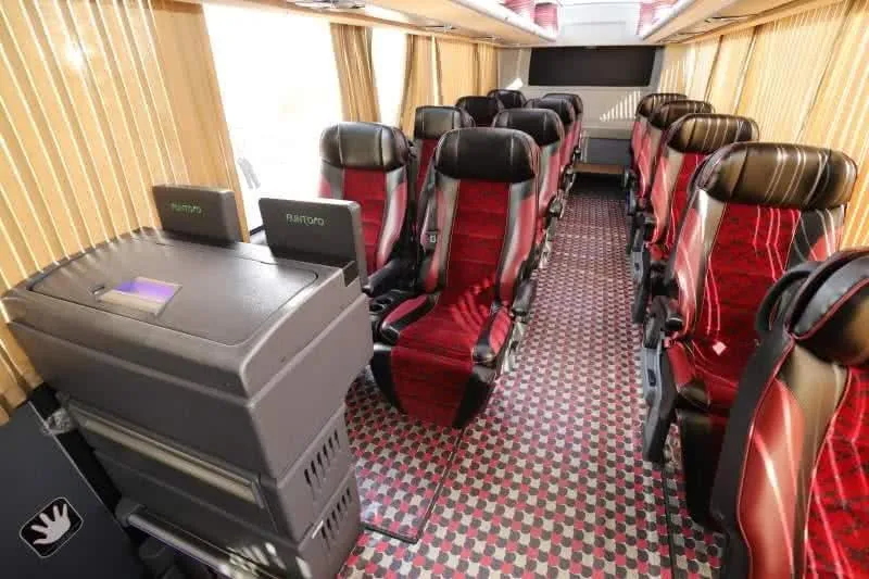 اتوبوس VIP تختخوابشو (۲۵ صندلی)