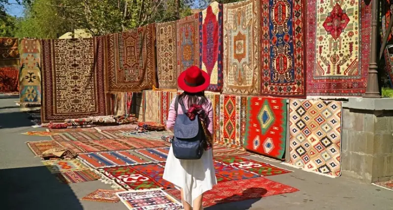 بازار ورنیساج ایروان
